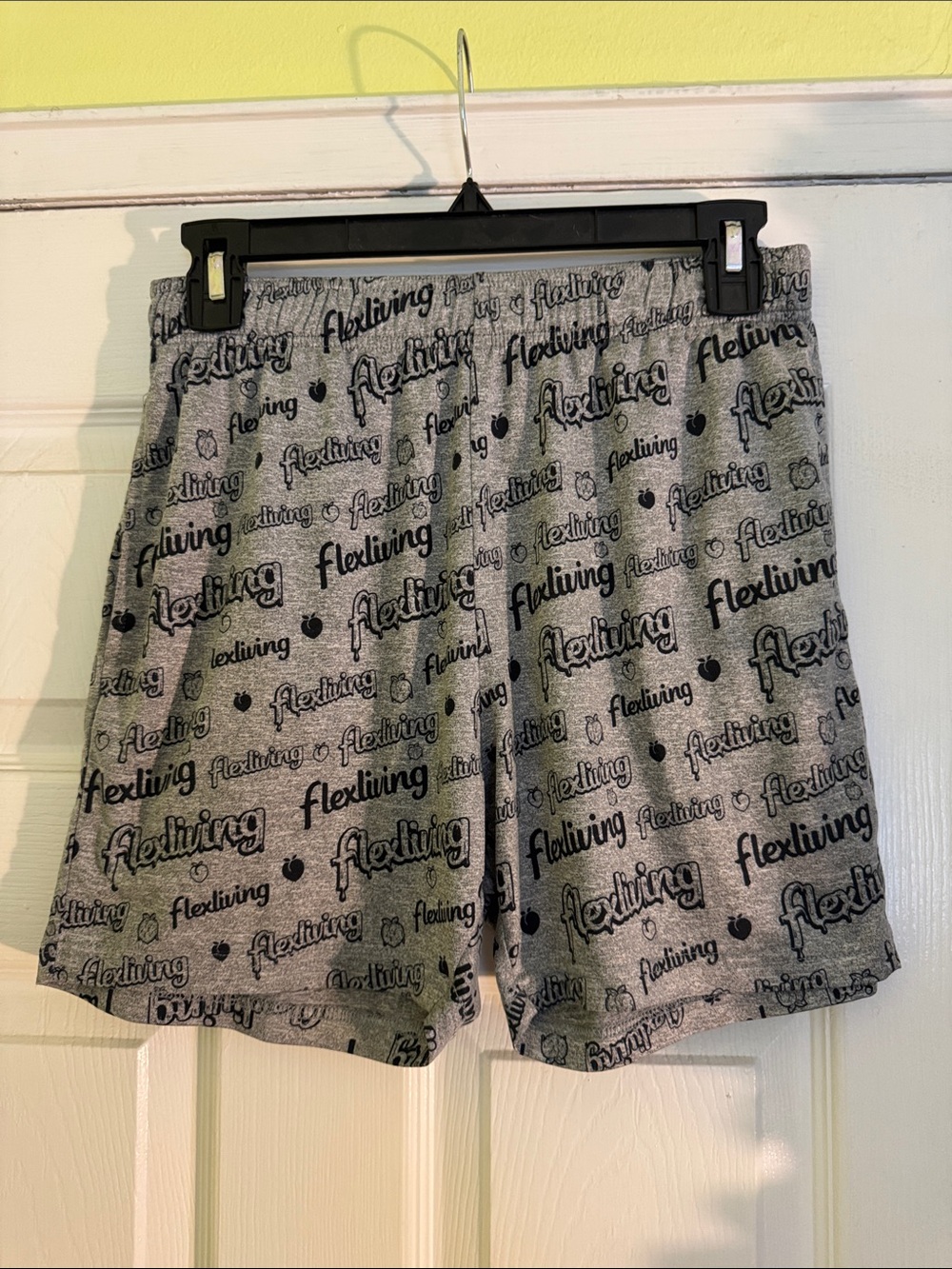 MEN’s Gray 'Flexliving' Printed Lounge 5” Shorts size XS (28-30)
